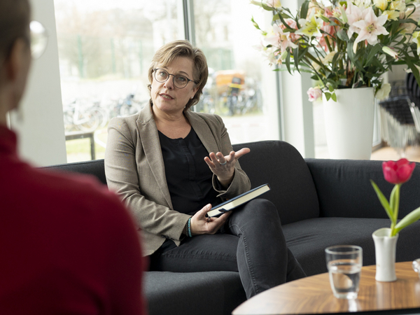 Beraterin im Gespräch - Immanuel Dialog Beraterin im Gespräch - Immanuel Dialog